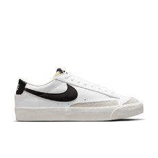 Blazer Low '77 Women's Shoes